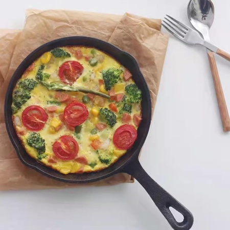 Patelnia żeliwna 26cm PT7849