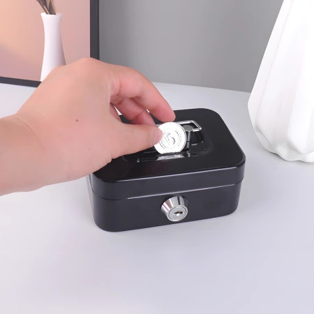 Kasetka skarbonka na pieniądze metalowa czarna AT4460